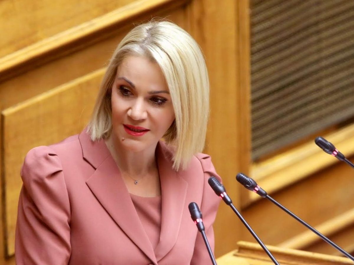 Στη Βουλή από τη Μίκα Ιατρίδη το αίτημα για νέα ακτοπλοϊκή γραμμή που ενώνει Κυκλάδες και Δωδεκάνησα, κατόπιν ψηφίσματος της ΠΕΔ Νοτίου Αιγαίου