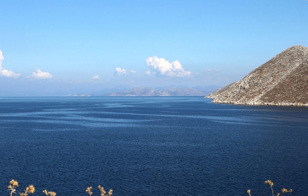stin-teliki-efthia-ta-thalassia