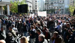 stirixi-stous-agrotes-ke-ktinotrofous