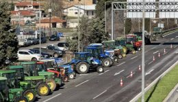 stirixi-ton-agroton-apo-ta