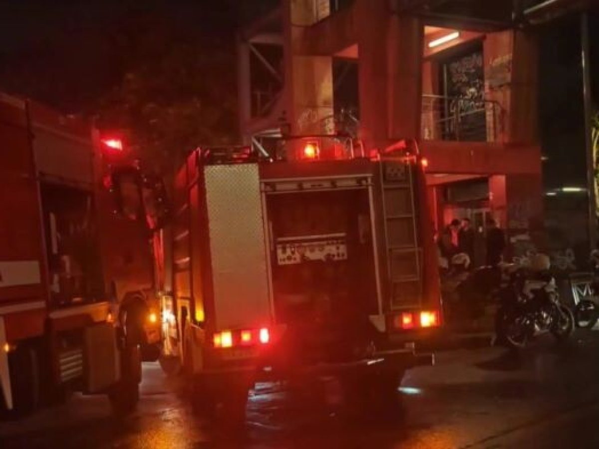 Στις φλόγες τρία αυτοκίνητα τα ξημερώματα στις Αχαρνές – anattica