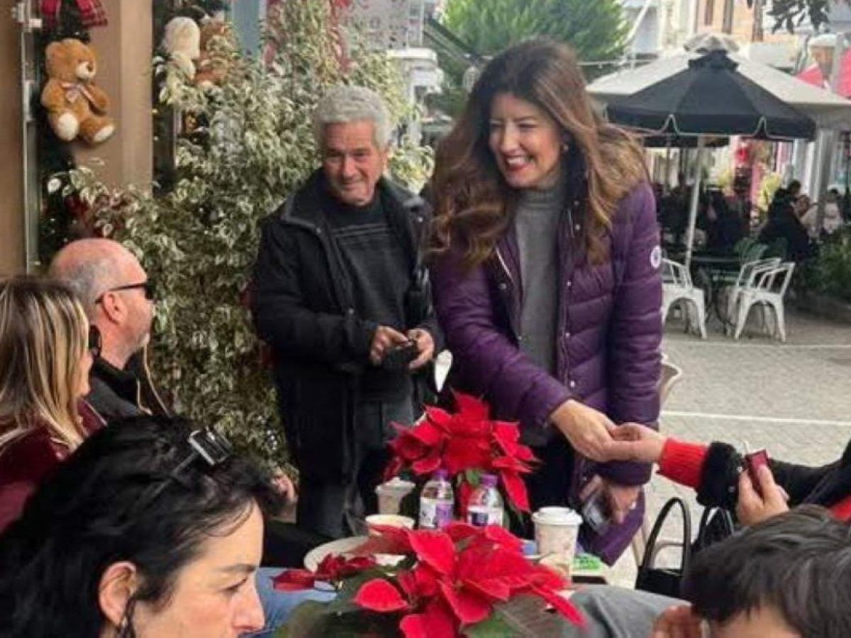 Στο αγαπημένο της Αλιβέρι ξεκίνησε το 2026 για την Κωνσταντίνα Καραμπατσώλη