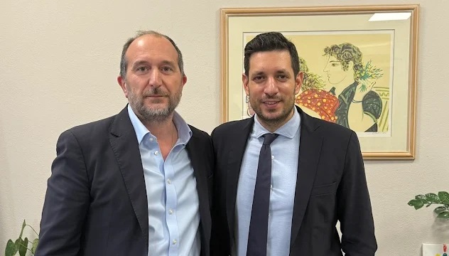 sto-dimarchio-o-&Alpha;naplirotis-ipourgos-1