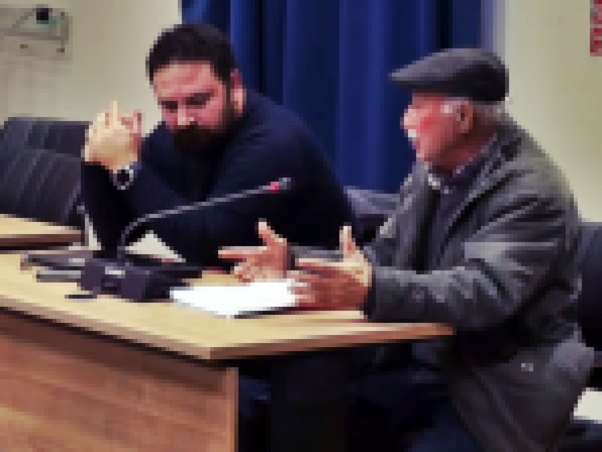 Στο Δημοτικό Συμβούλιο ξανά το θέμα του ΚΑΠΗ  – Παρέμβαση προέδρου Συνταξιούχων ΙΚΑ και απάντηση Δημάρχου (VIDEO)