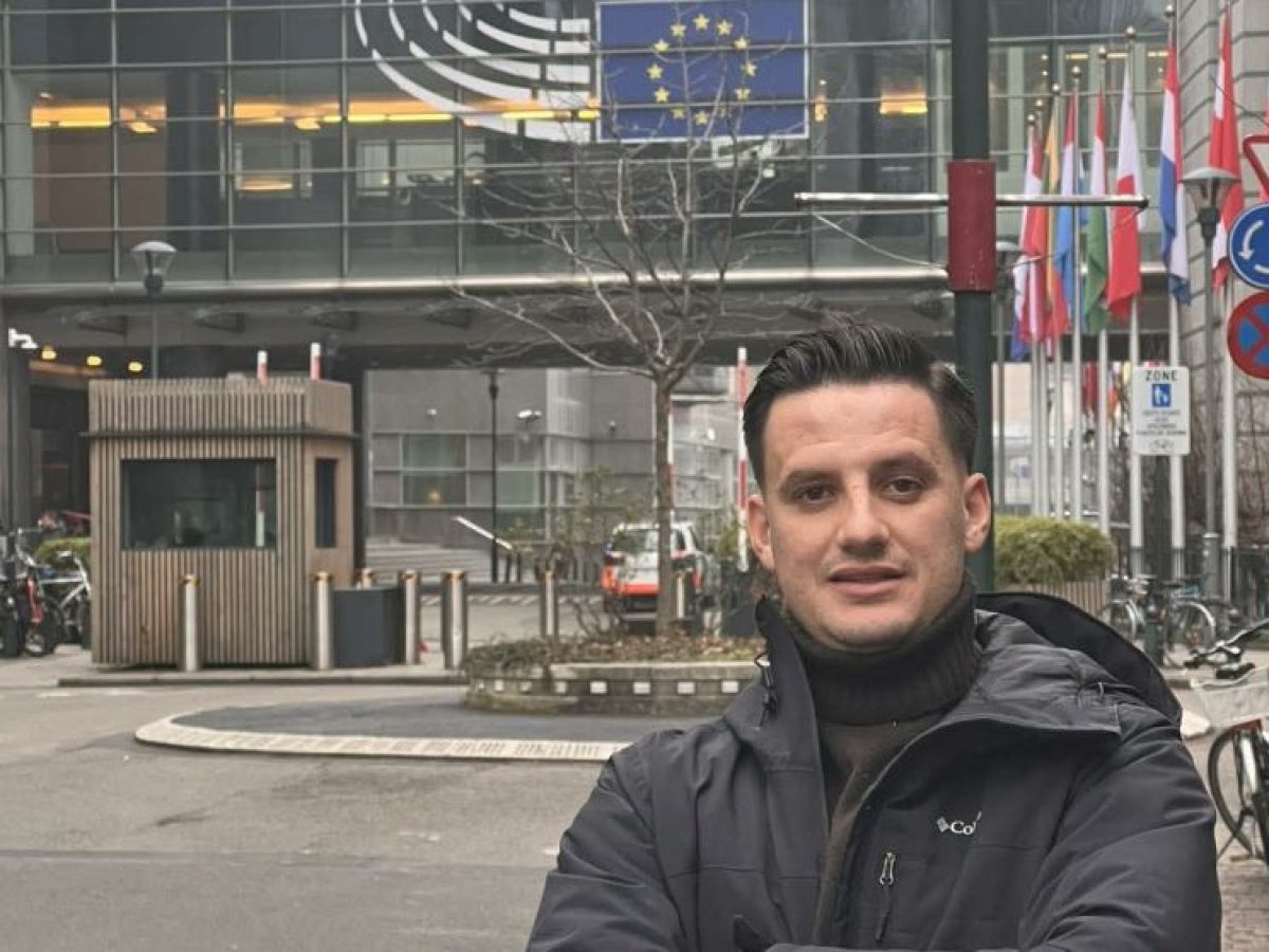 Στο Ευρωπαϊκό Κοινοβούλιο ο Τρικαλινός κτηνοτρόφος Βασίλης Καραμπούλας