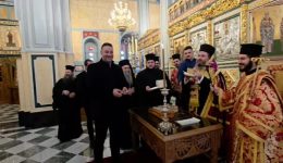 ston-thanasi-mavrommati-to-flouri