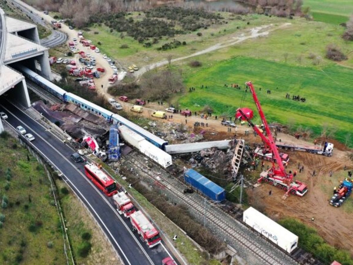 Τέμπη: Επιδόθηκαν οι αγωγές στη Γερμανία σε Bayer και Siemens