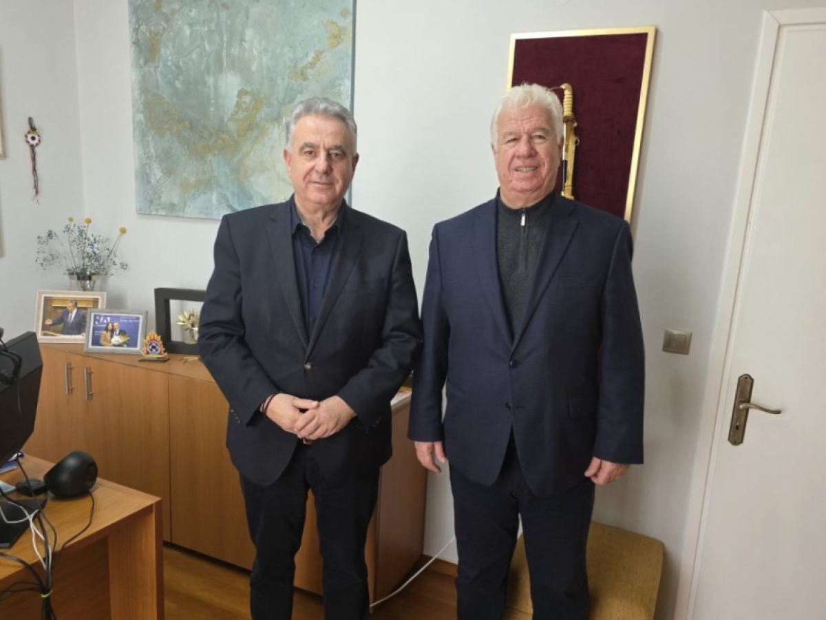 Θανάσης Καββαδάς: «Η Περιφέρεια Ιονίων Νήσων μπορεί και πρέπει να γίνει μοχλός υλοποίησης σημαντικών έργων για τη Λευκάδα, το Μεγανήσι, τον Κάλαμο και τον Καστό»