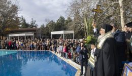 theofania-me-lamprotita-o-eortasmos