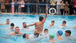 theofania-plithos-piston-ston-agiasmo