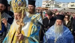 theofania-sta-nea-moudania-plithos