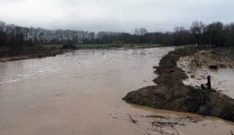 thessalia-paratasi-epidotisis-prosorinis-stegasis