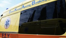 thessaloniki-ptosi-75chronou-apo-balkoni