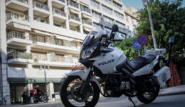 thessaloniki-sinelifthisan-tessera-atoma-gia