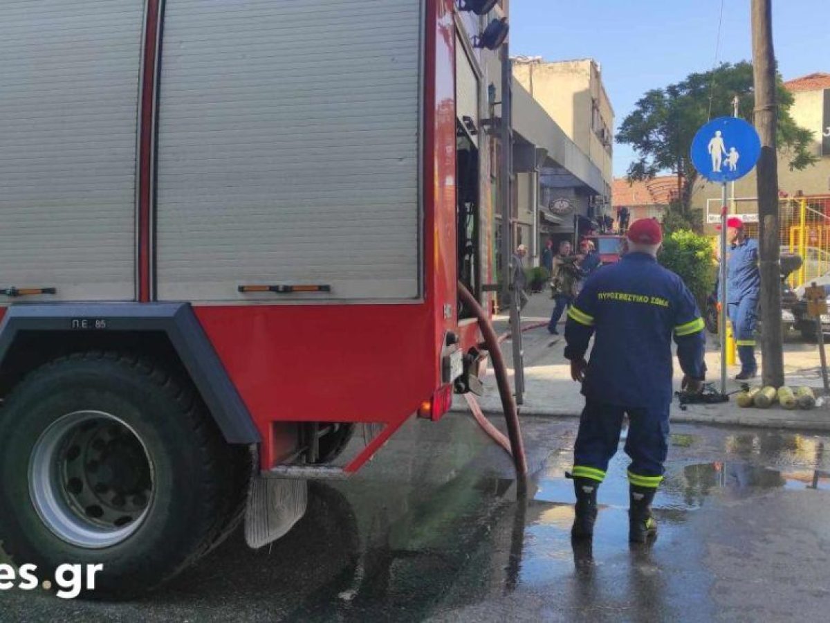 Θεσσαλονίκη: Στις φλόγες όχημα στην Ευκαρπία