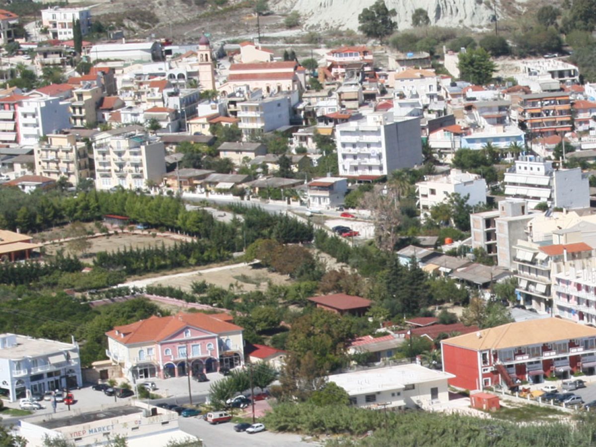 Τη διαπλάτυνση των δρόμων Ιερέως Νερούλη και Αρτέμιδος προωθεί ο Δήμος