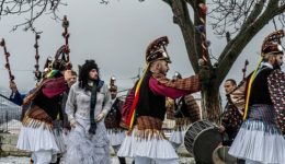 ti-ine-ta-ragkoutsaria-&ndash;