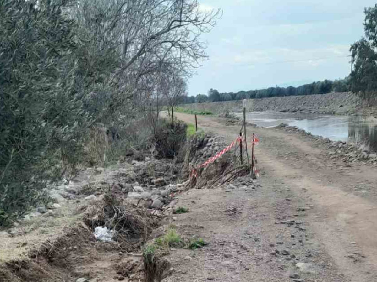 Τι περιμένετε;;;Να σκοτωθεί άνθρωπος στον Τσικνιά;;;