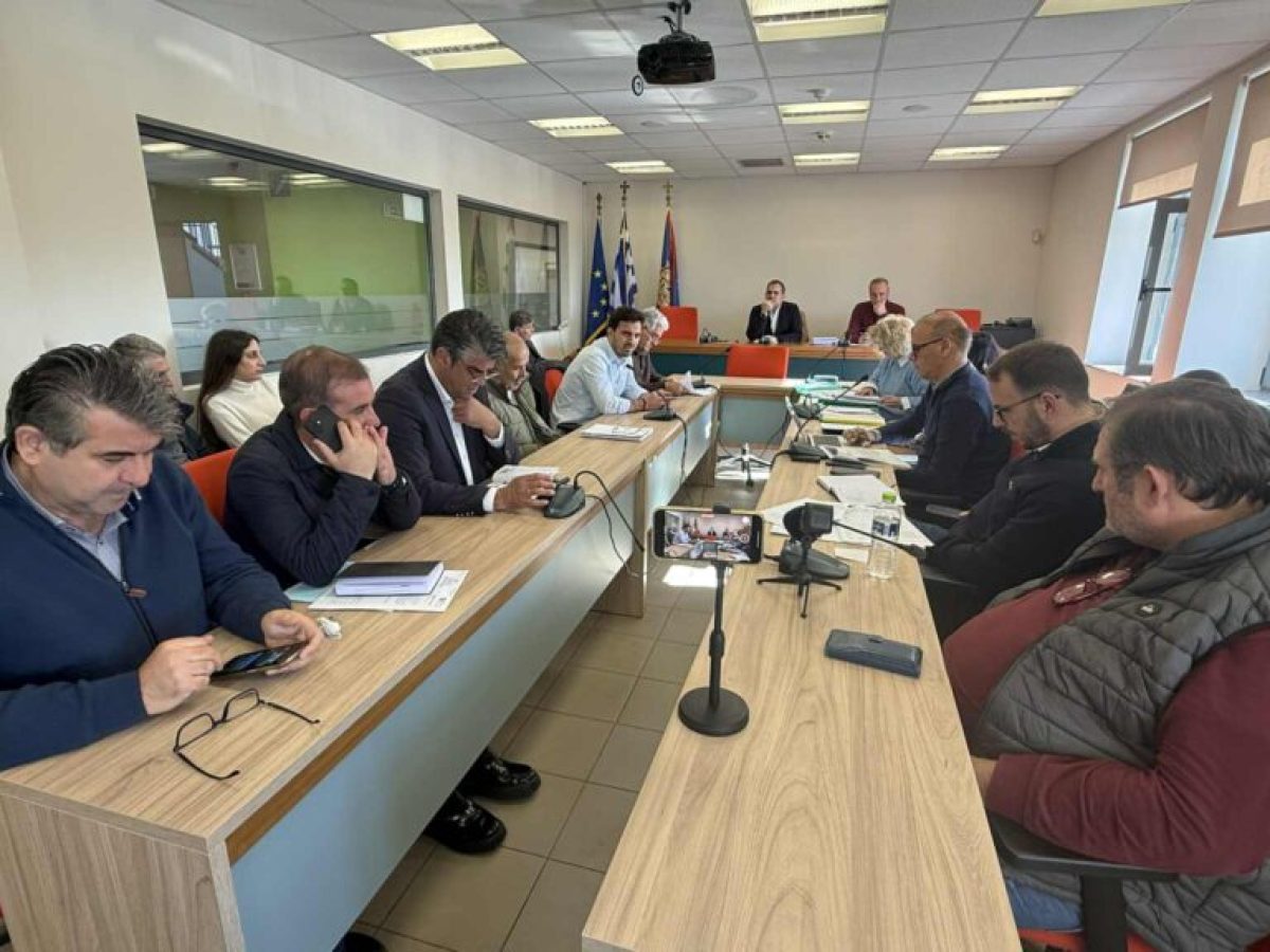 Την “πόρτα εξόδου” από τον Δήμο Καλαμάτας έδειξε απόφαση του Εφετείου για τους 32 συμβασιούχους-Στον “αέρα” οι υπηρεσίες του Δήμου