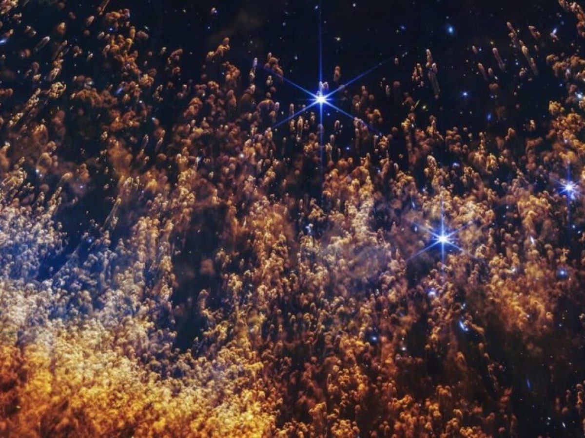 Το Webb «ξεκλειδώνει» το Νεφέλωμα της Έλικας: η καθαρότερη υπέρυθρη ματιά στο τέλος ενός άστρου