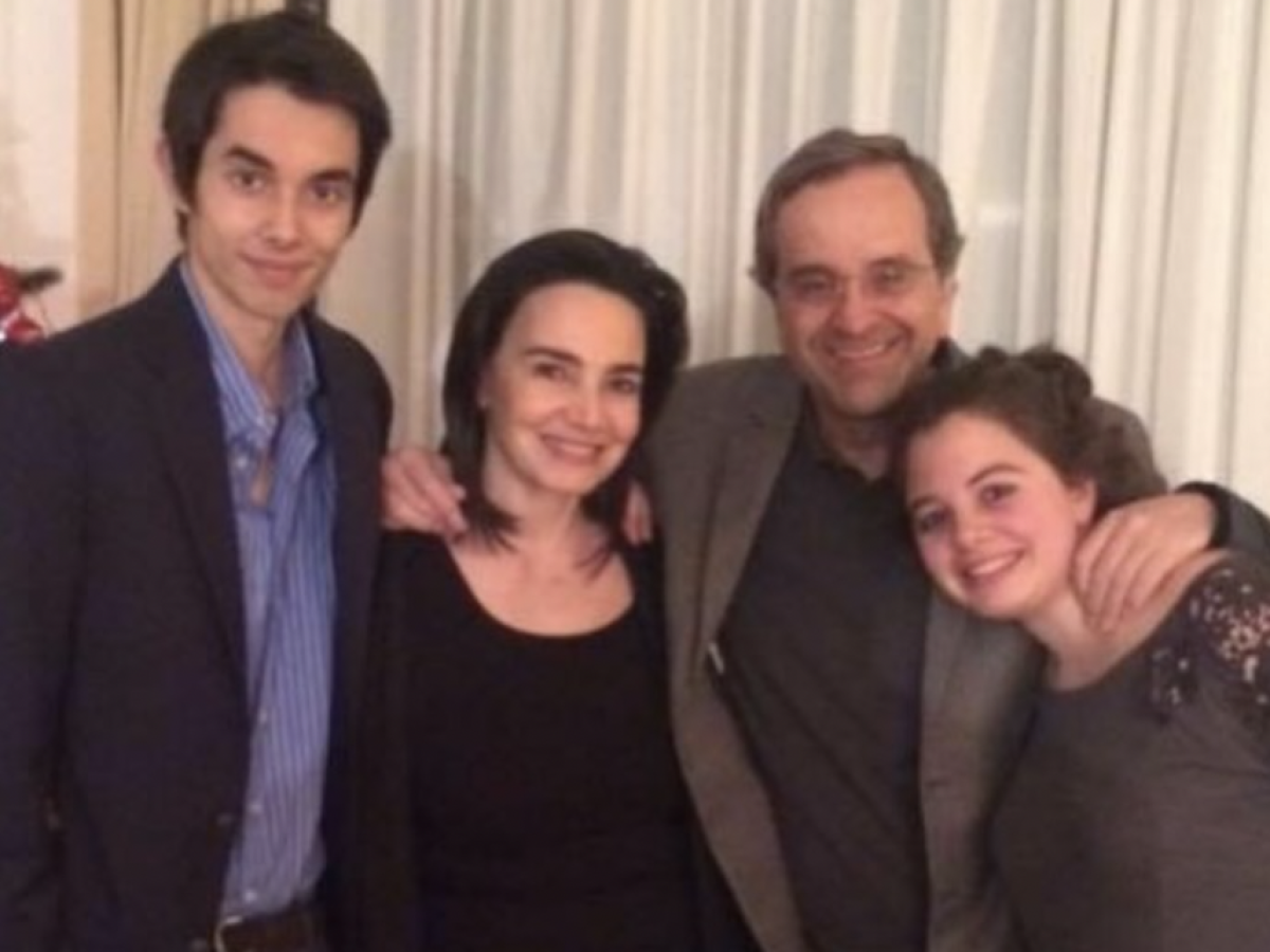 Το μήνυμα του Κώστα Σαμαρά για την αδερφή του Λένα – «Για εμάς είσαι πάντα εδώ»