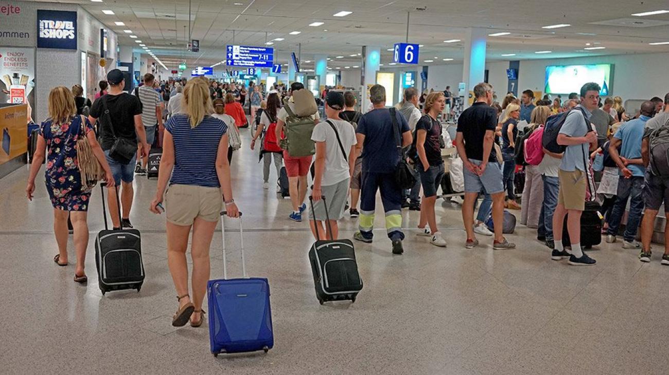 to-paradoxo-touristiko-apotipoma-tis