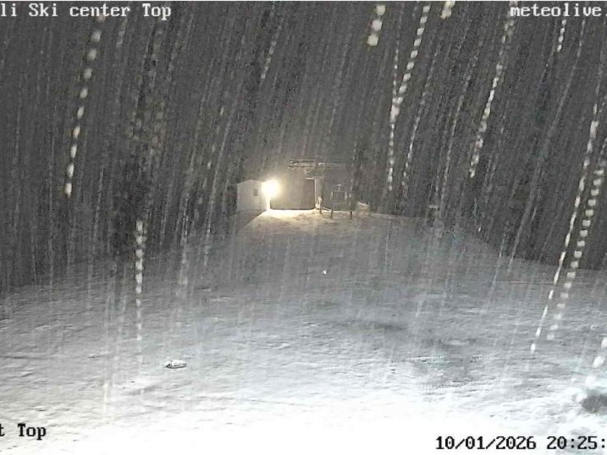 Το Περτούλι ντύνεται ξανά στα λευκά – Ελπίδες για χιόνι και στις πίστες