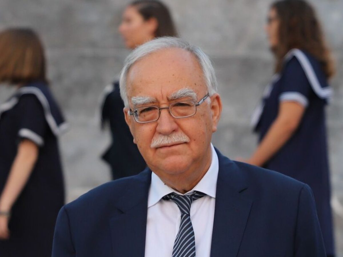 Το Πρωτοχρονιάτικο Μήνυμα του Δημάρχου Καλαβρύτων και Προέδρου της Π.Ε.Δ. Δυτικής Ελλάδας Θανάση Παπαδόπουλου