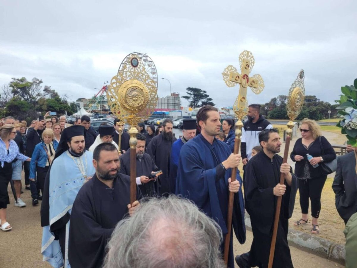 Των Φώτων προβλέπεται κοσμοσυρροή στην Παναγία Καμαριανή στο Red Hill