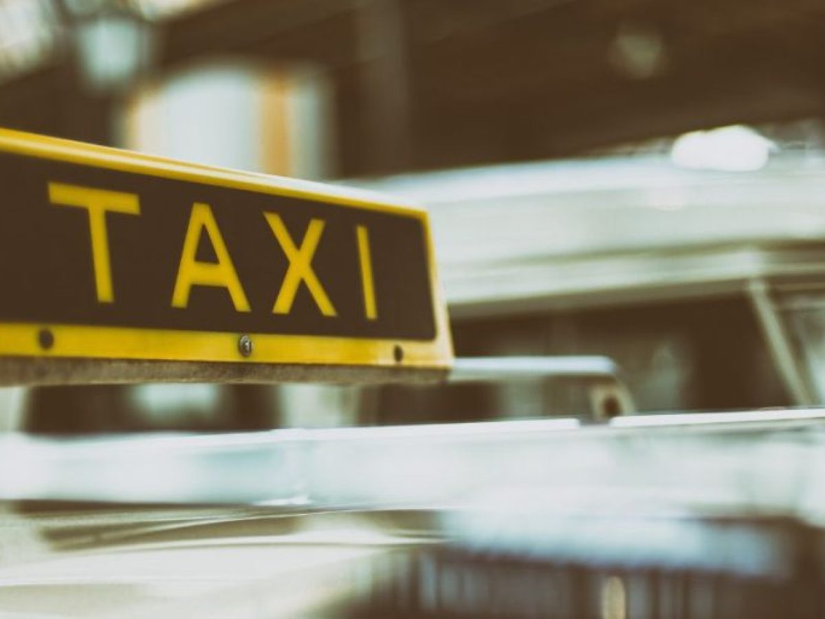 Τραβούν χειρόφρενο οι ταξιτζήδες! Προχωρούν σε απεργία διαρκείας γιατί τους αγνοεί η κυβέρνηση