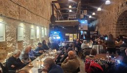 trianta-nei-istioploi-apofitisan-apo