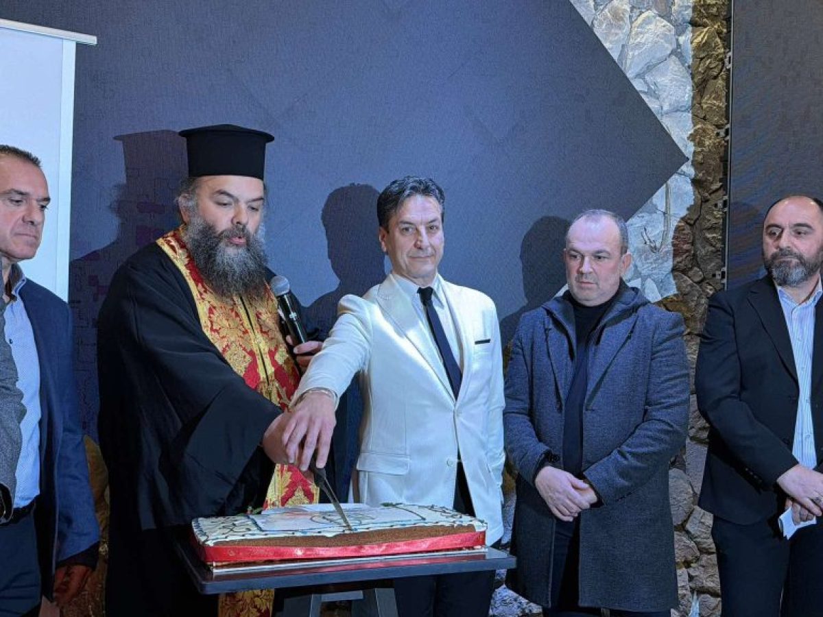 “Βασίλεψε” ο Εμπορικός Σύλλογος Λάρισας – Αισιοδοξία για μια καλύτερη οικονομικά χρονιά (ΒΙΝΤΕΟ-ΦΩΤΟ)