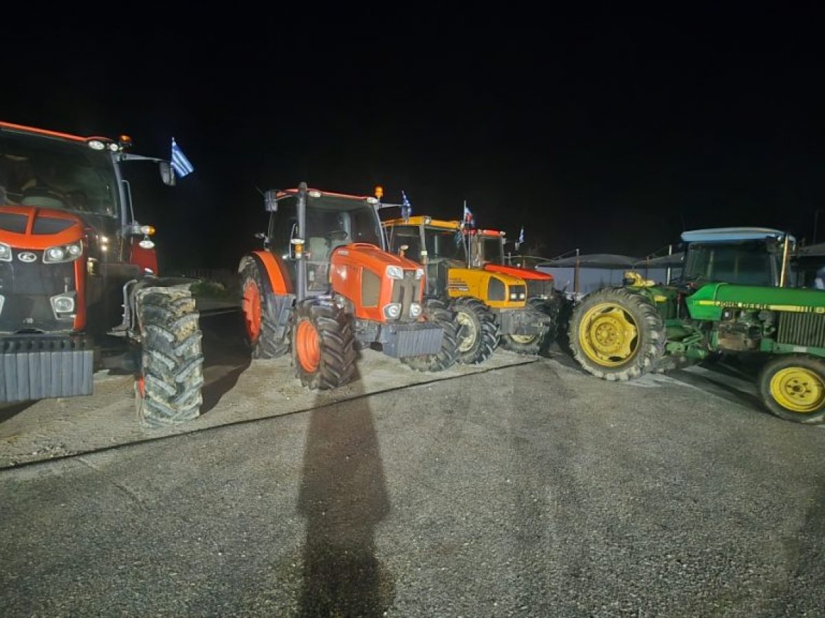 Βγάζουν τα τρακτέρ οι παραγωγοί του Αγροτικού Συλλόγου Nεμέας