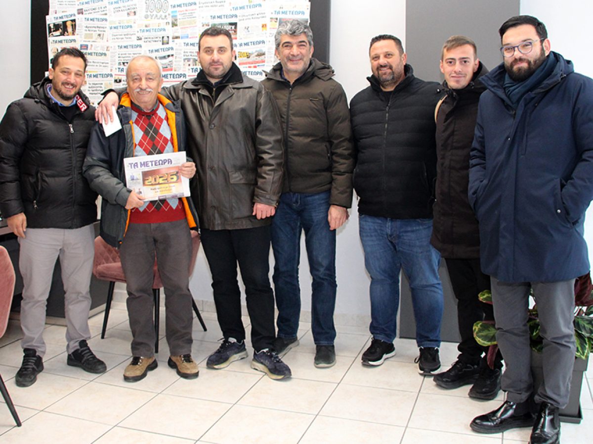 Βγήκε στην πόλη για ευχές ο Δήμαρχος Λευτέρης Αβραμόπουλος