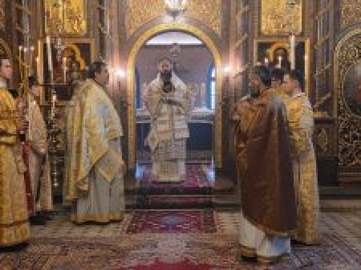 &Beta;&iota;έ&nu;&nu;&eta;: Ἀ&rho;&chi;&iota;&epsilon;&rho;&alpha;&tau;&iota;&kappa;ὴ &Theta;&epsilon;ί&alpha; &Lambda;&epsilon;&iota;&tau;&omicron;&upsilon;&rho;&gamma;ί&alpha; &Kappa;&upsilon;&rho;&iota;&alpha;&kappa;ῆ&sigmaf; &pi;&rho;ὸ &tau;ῶ&nu; &Phi;ώ&tau;&omega;&nu; &sigma;&tau;ὸ&nu; Ἱ&epsilon;&rho;ὸ &Nu;&alpha;ὸ Ἁ&gamma;ί&omicron;&upsilon; &Gamma;&epsilon;&omega;&rho;&gamma;ί&omicron;&upsilon;