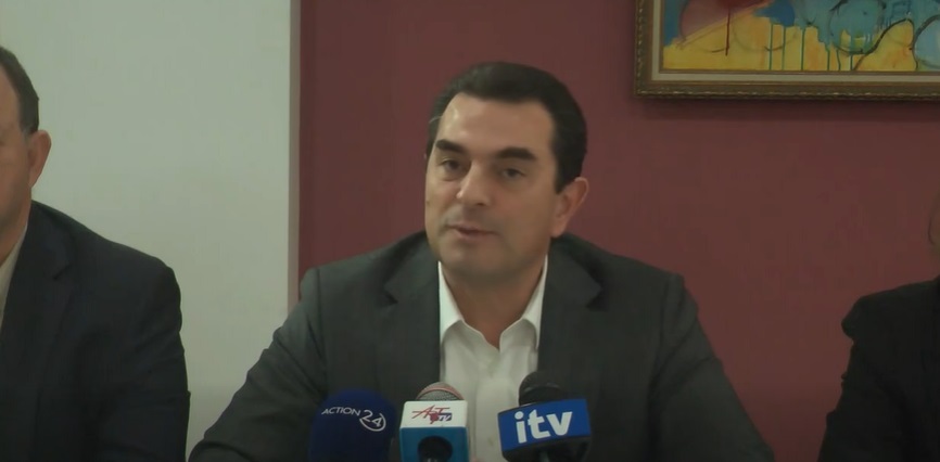 vinteo-i-sinentefxi-tipou