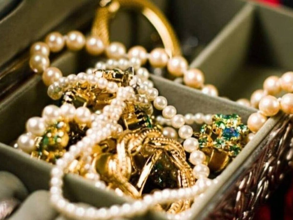 Βόλος: Εξιχνιάστηκε κλοπή χρυσαφικών από σπίτι – Δικογραφία σε βάρος 19χρονου