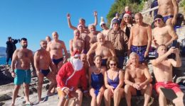 volos-to-proto-banio-tou-1