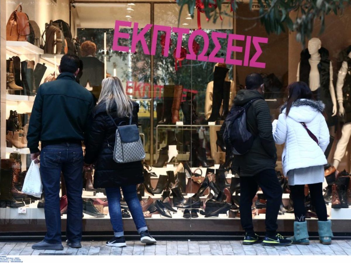 Ξεκίνησαν οι χειμερινές εκπτώσεις-Στηρίζουμε τα καταστήματα της Ηλείας