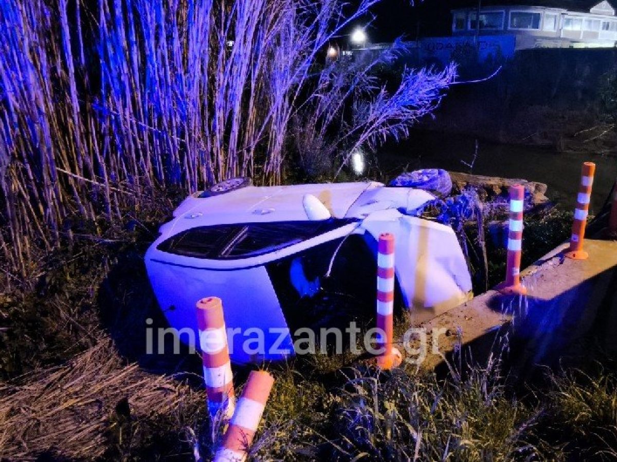 Ζάκυνθος | Εκτός πορείας έφυγε Ι.Χ. στη γέφυρα Ξιφίτα – Σώος ο οδηγός (φώτο)