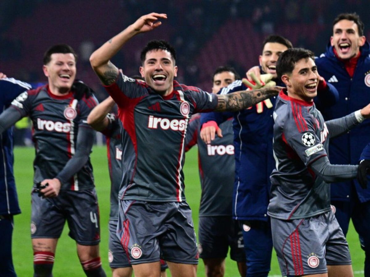 Άγιαξ – Ολυμπιακός 1-2: «Θρυλική» πρόκριση στην ενδιάμεση φάση του Uefa Champions League