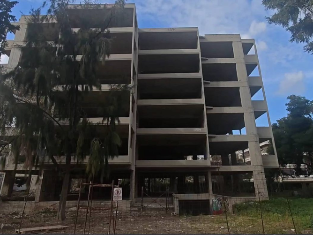 Αγία Παρασκευή: Σε αυτή την οικοδομή – «φάντασμα» βρέθηκε νεκρός ο 25χρονος