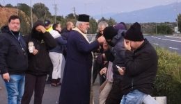 Αgiasmos-sto-bloko-tis-Αrcheas