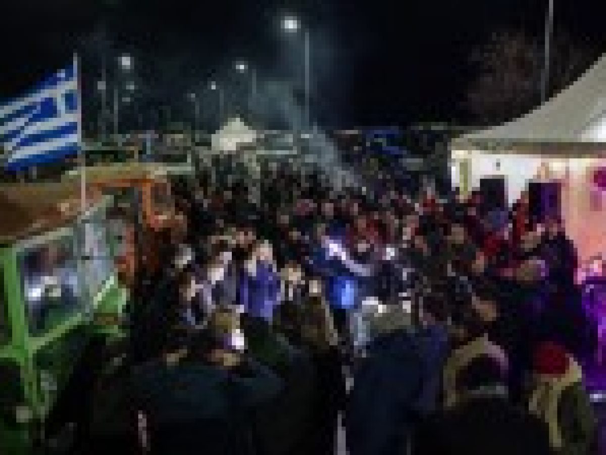 Αγωνιστική υποδοχή του 2026 στα μεγαλειώδη μπλόκα της Θεσσαλίας