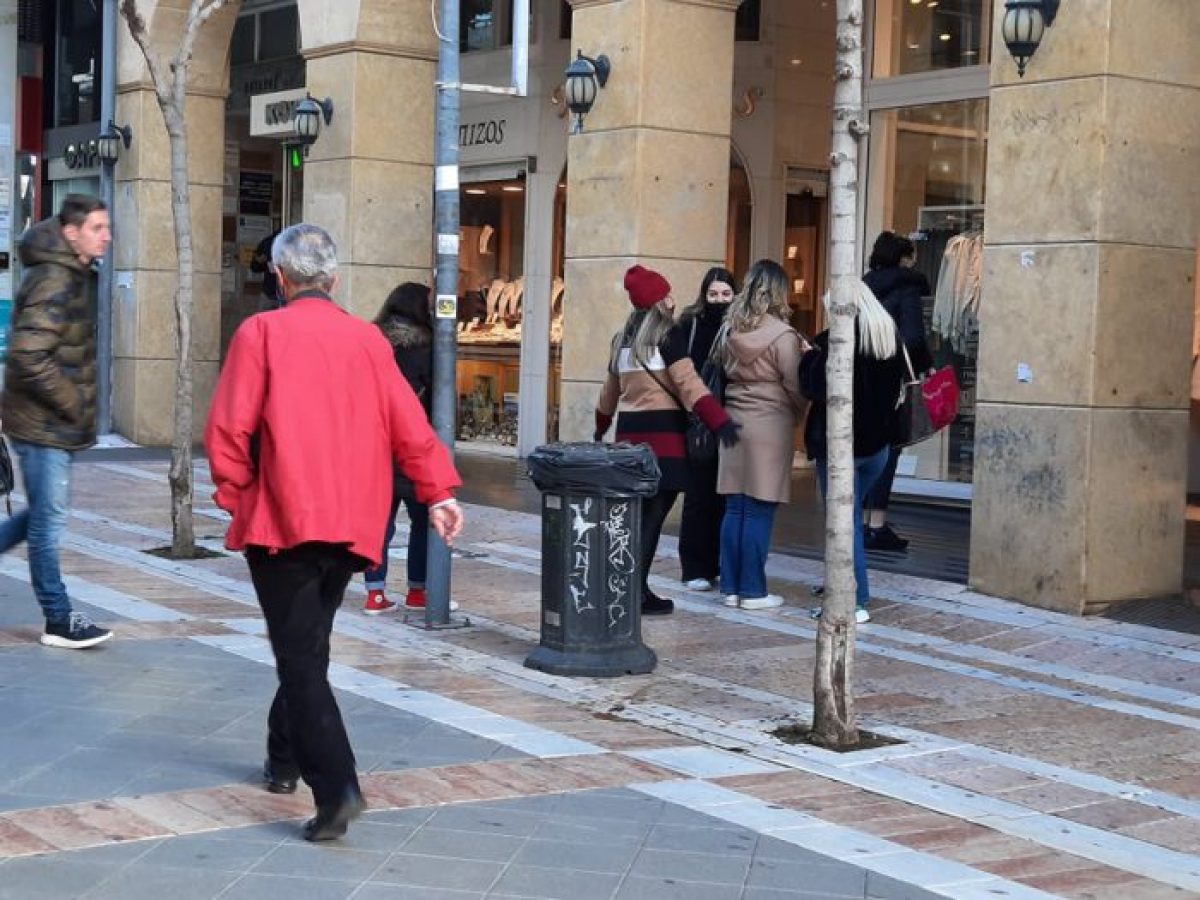 Αγρίνιο: Aπογοήτευση εμπόρων για την κίνηση την εορταστική περίοδο