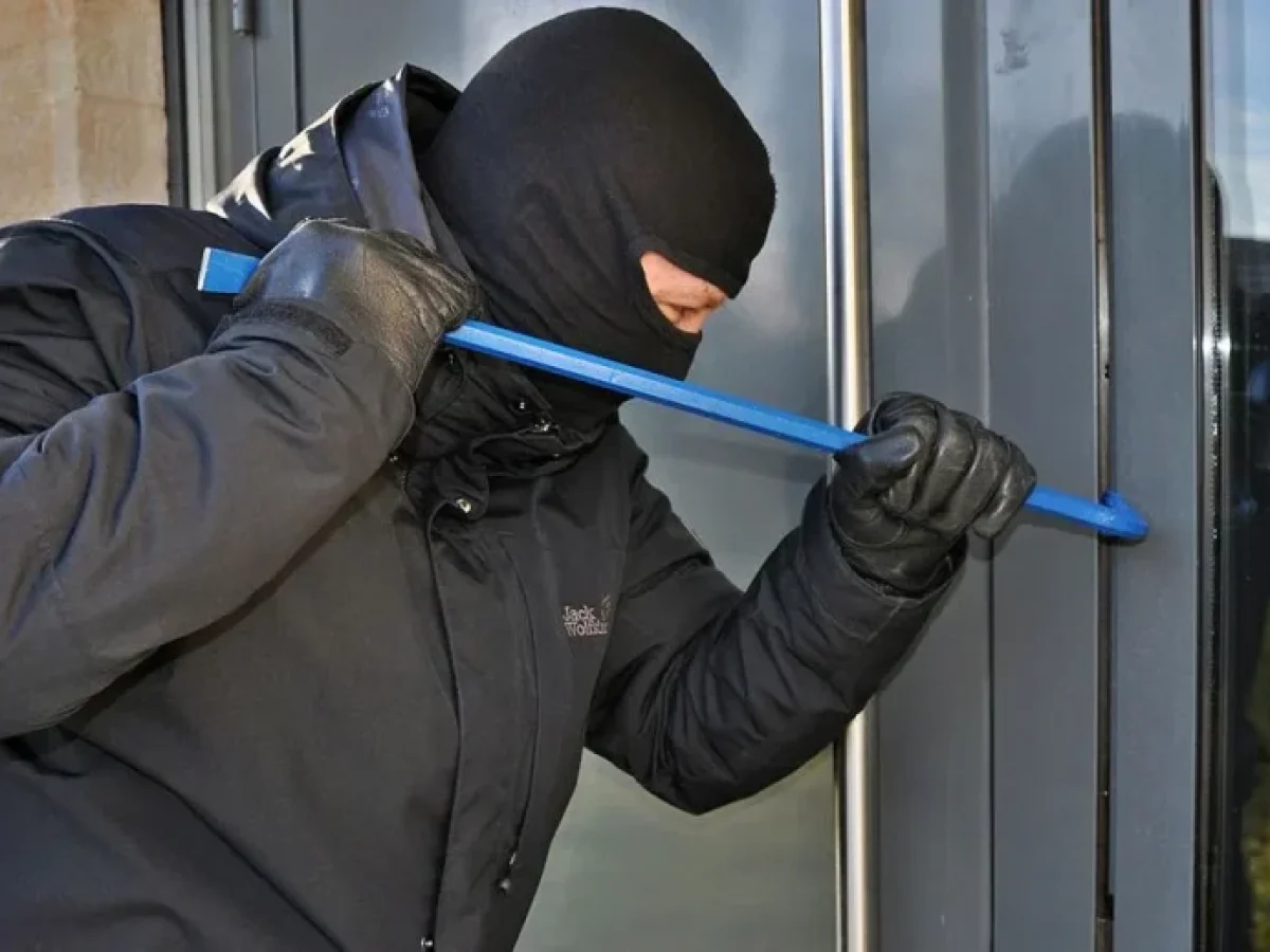 Αγρίνιο: η ΕΛΑΣ βρήκε τη σπείρα κλεφτών και ψάχνει να τους συλλάβει