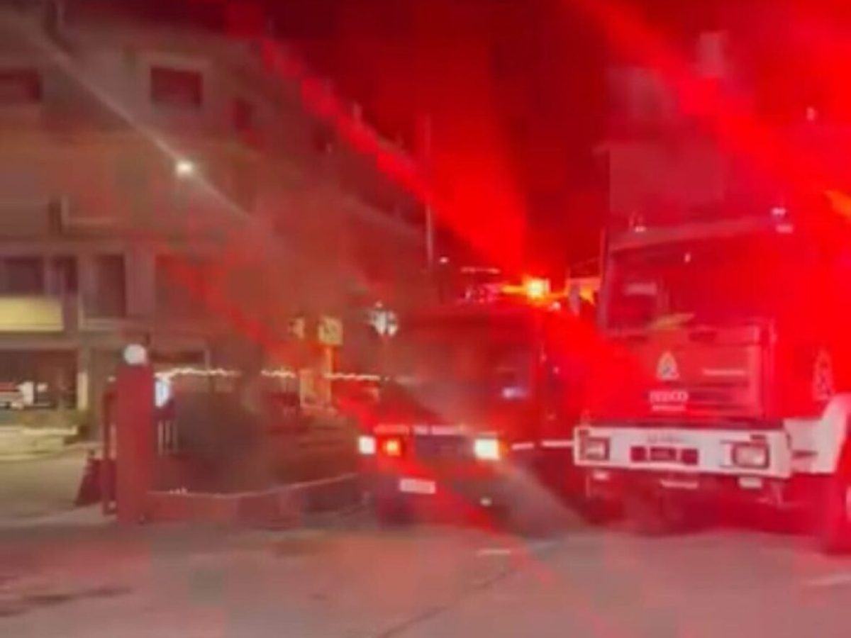 Αγρίνιο: «Καλωσόρισμα» του 2026 με σειρήνες στην Πυροσβεστική (βίντεο-φωτο)