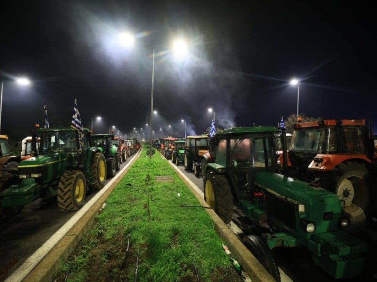 Αγροτικές κινητοποιήσεις: Οι δρόμοι ανοίγουν – Στο τραπέζι ο διάλογος με την κυβέρνηση και η πρόταση για συλλαλητήριο