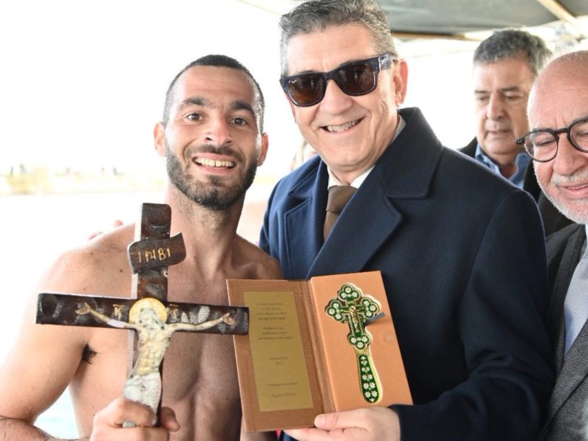 Αλεξόπουλος: «Σε μια εποχή προκλήσεων το μήνυμα των Θεοφανείων μας καλεί να επιλέξουμε τη διαφάνεια αντί της σύγχυσης και την ελπίδα αντί της παραίτησης»