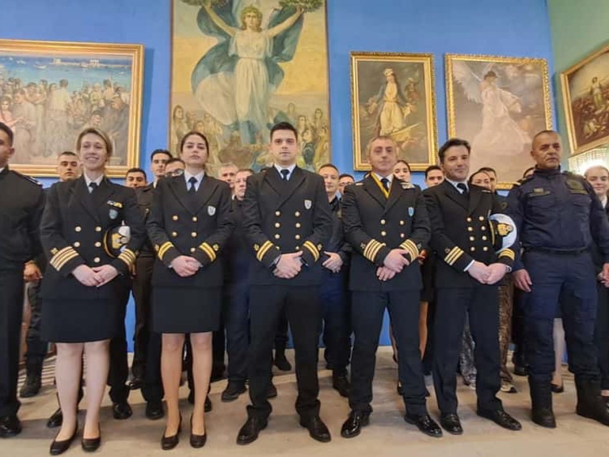 Αλλαγή φρουράς στο Λιμεναρχείο Καλύμνου – Με λόγια καρδιάς η παράδοση από τον Αντιπλοίαρχο ΛΣ Θεόφιλο Τσαγκάρη στον Ανθυποπλοίαρχο Ιωάννη Τύρελλη(video)